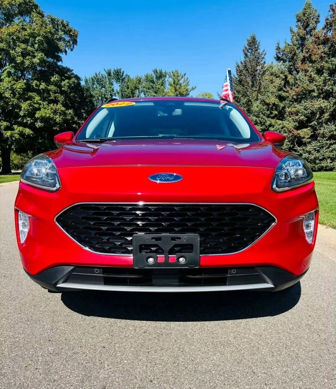 2022 Ford Escape Titanium Hybrid Sport AWD - Image 12