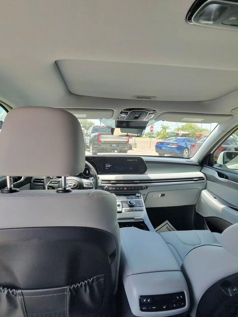2024 Hyundai Palisade - Image 8
