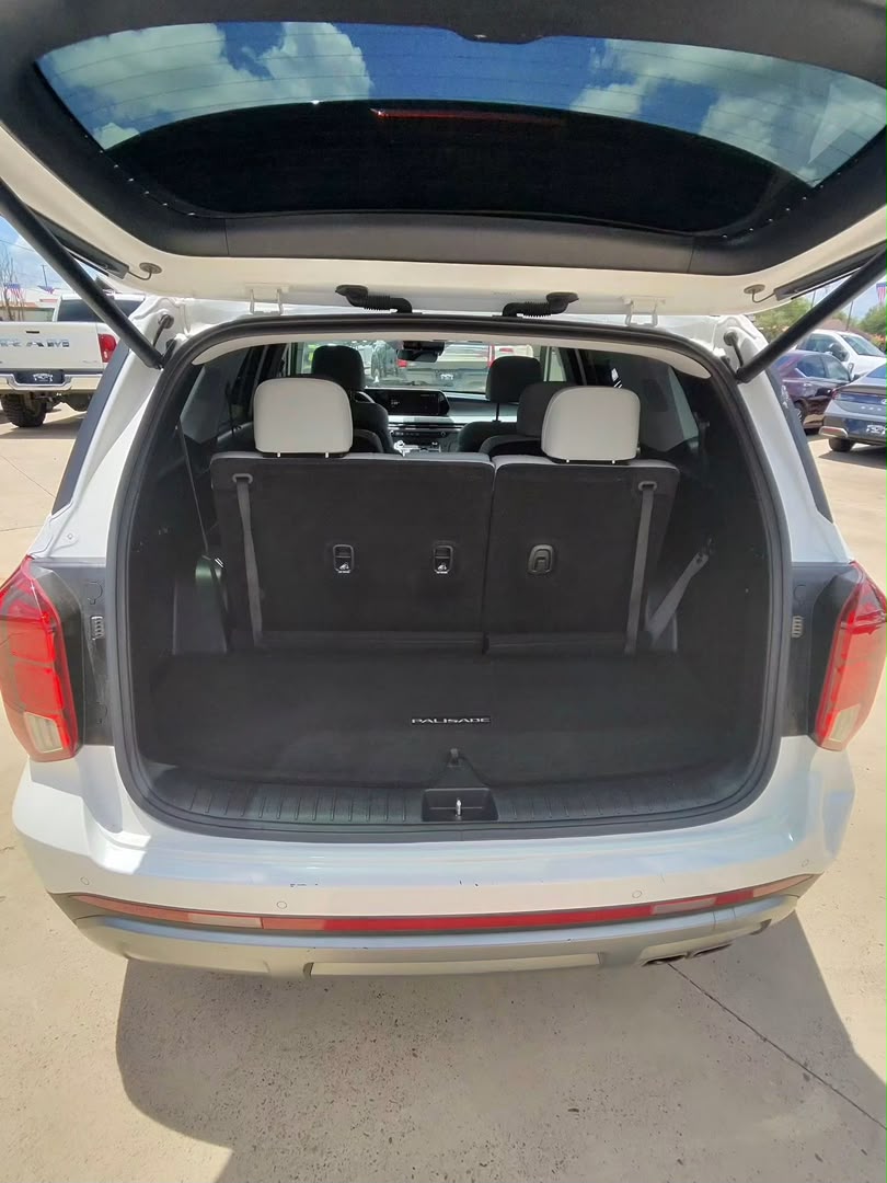 2024 Hyundai Palisade - Image 5