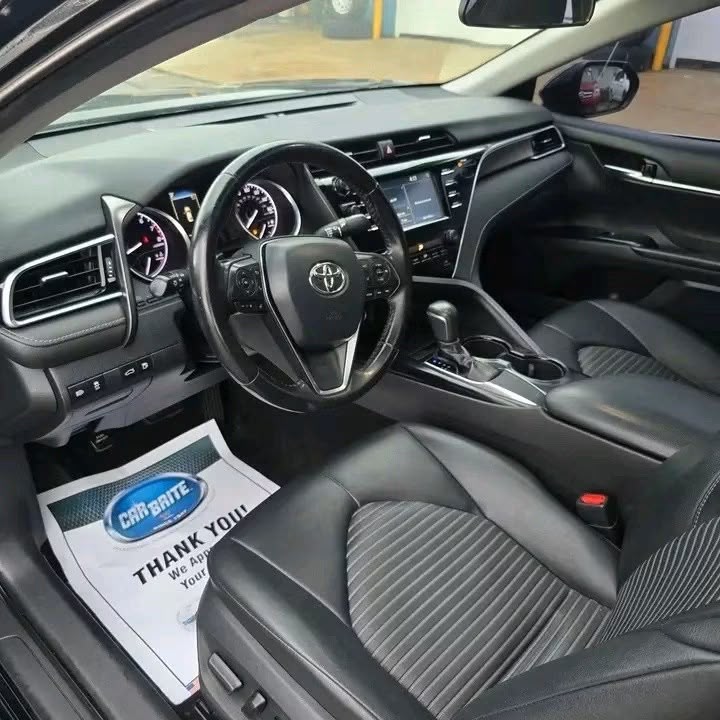 2018 TOYOTA CAMRY L - Image 9